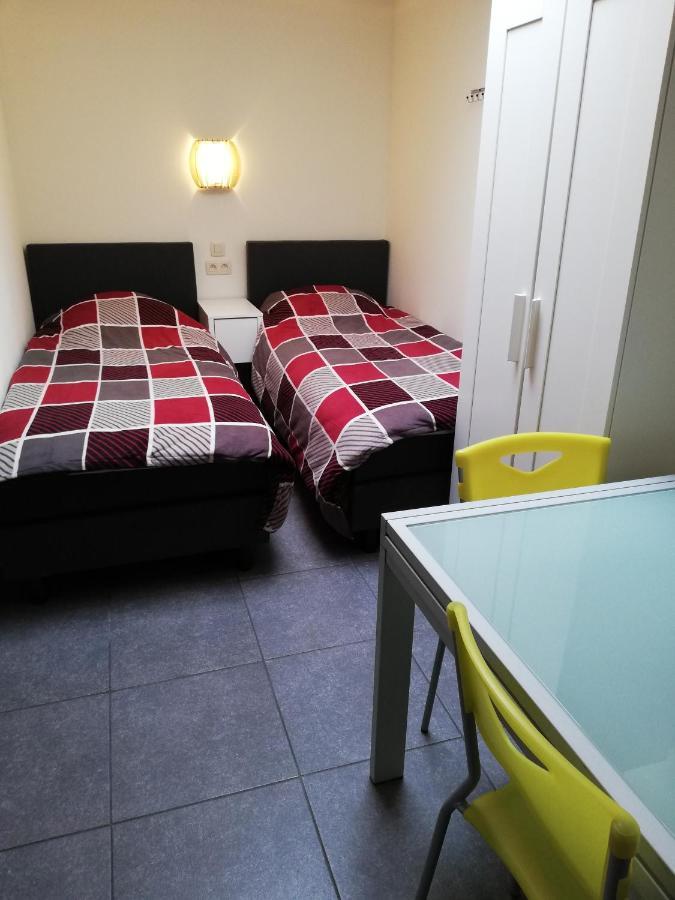 Budgetroom Lommel Extérieur photo